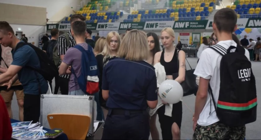 Targi Edukacyjne: Bialski GPS na edukację i zawód. Znajdź swoją ścieżkę kariery i poznaj ofertę szkół średnich w Białej Podlaskiej