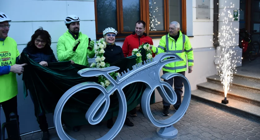 Przywitali na rowerach wiosnę. W Białej Podlaskiej rozpoczął się sezon rowerowy