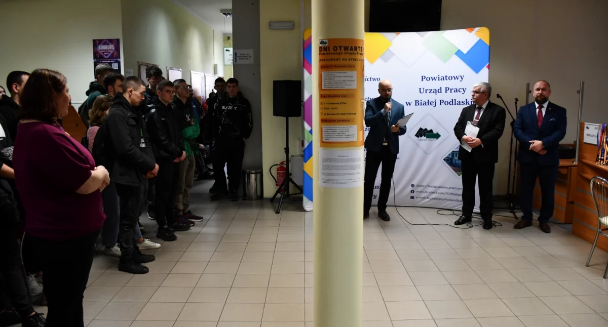 Dni Otwarte w Powiatowym Urzędzie Pracy w Białej Podlaskiej - odkryj oferty pracy, staże i szkolenia