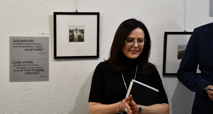 Wernisaż graficznych reminiscencji Dr. Agnieszki Mazek w Galerii Podlaskiej. Wydarzenie nie do przegapienia 
