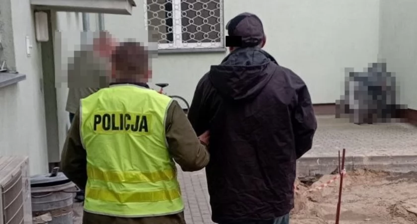 Ukradł fotopułapki z lasu w Połoskach. Mieszkaniec gminy Piszczac dostał też zarzuty z bezprawne pozyskanie myśliwskich trofeów