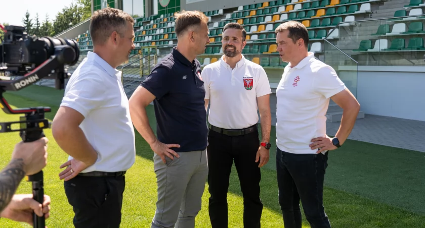 Minister Nitras podziwiał infrastrukturę sportową i edukacyjną Białej Podlaskiej oraz wyróżnił lokalnych sportowców.