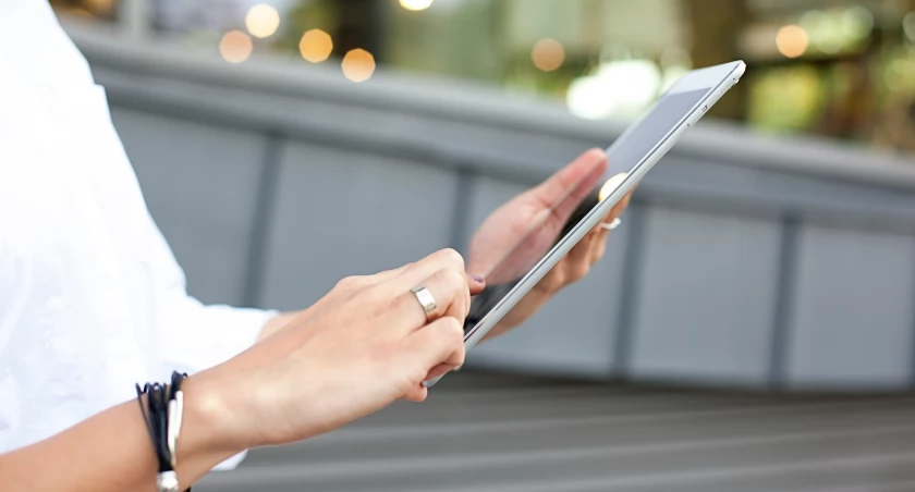 Tablet dla ucznia i studenta – jakie parametry są dostępne w rozsądnej cenie?