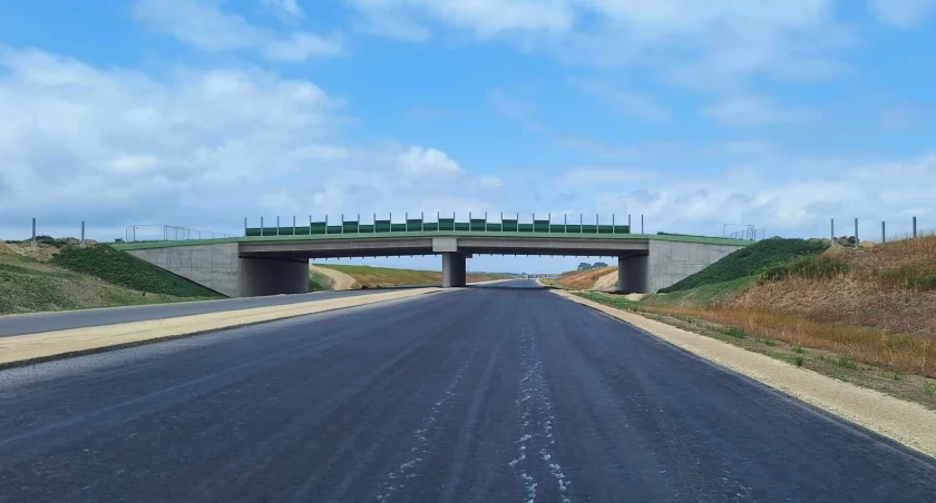 Prace na autostradzie A2 w powiecie bialskim na jednym z odcinków bardzo zaawansowane