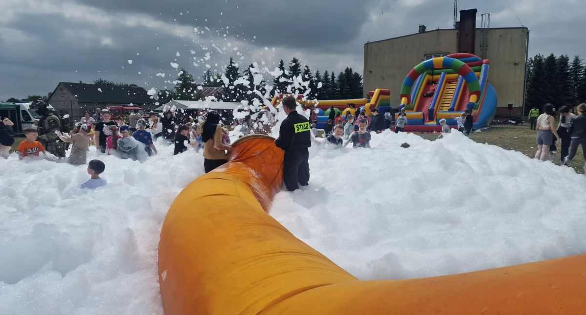 Piknik Rodzinny w Zalesiu: Zabawa i integracja dla małych i dużych