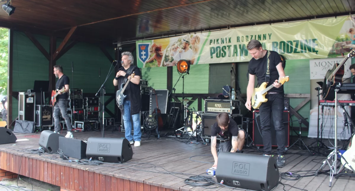 Piknik Rodzinny Postaw na rodzinę - relacja z udanej imprezy w Łomazach z gwiazdą wieczoru Wojciechem Cugowskim