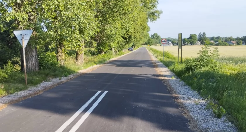Zakończenie remontu Drogi Gminnej w Klonownicy Małej: sukces inwestycyjny Gminy Janów Podlaski 