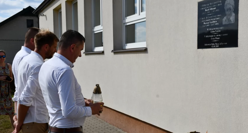 Wspomnienia, sztuka i biesiada: Dąbrowica Mała uczciła Bazylego Albiczuka, malarza Podlasia
