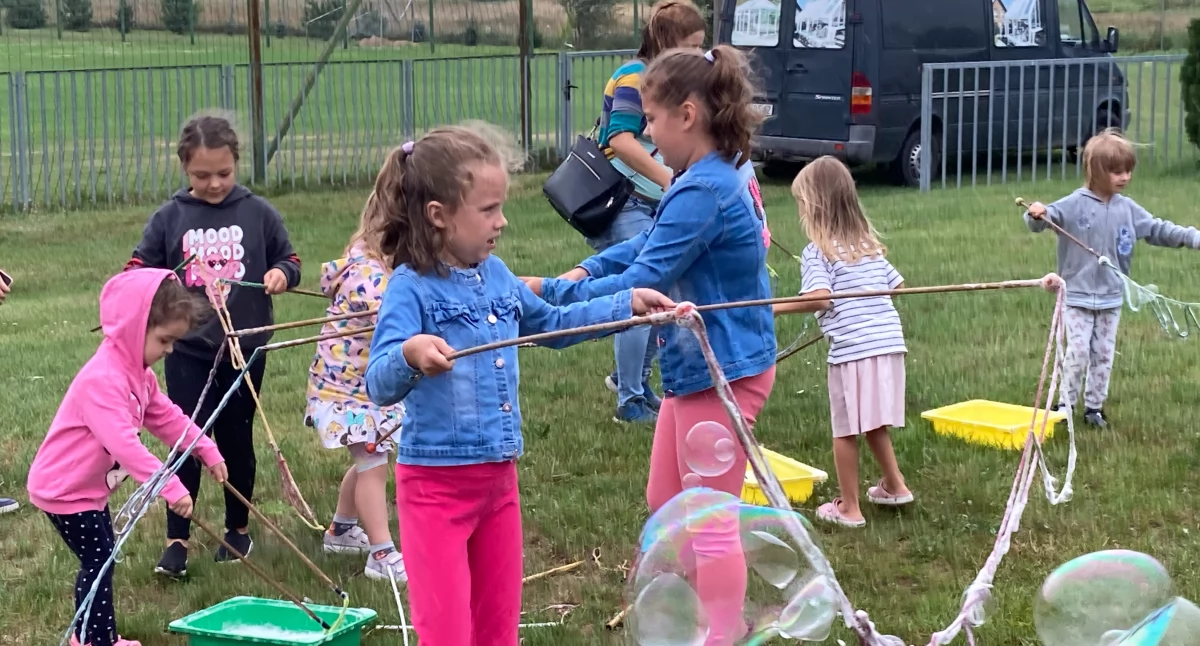 II Sołecki Piknik Rodzinny w Piszczacu: Niezapomniane wydarzenie pełne radości i zabawy