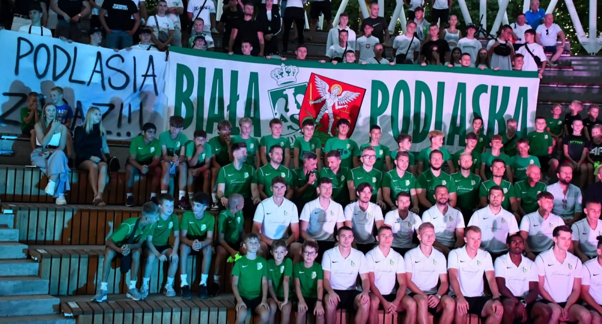 Podlasie Biała Podlaska gotowe na nowy sezon! Zaprezentowało pierwszą drużynę i młodsze składy