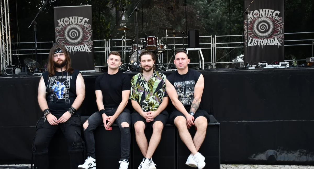 Koniec Listopada zagrał fenomenalny koncert na Placu Wolności