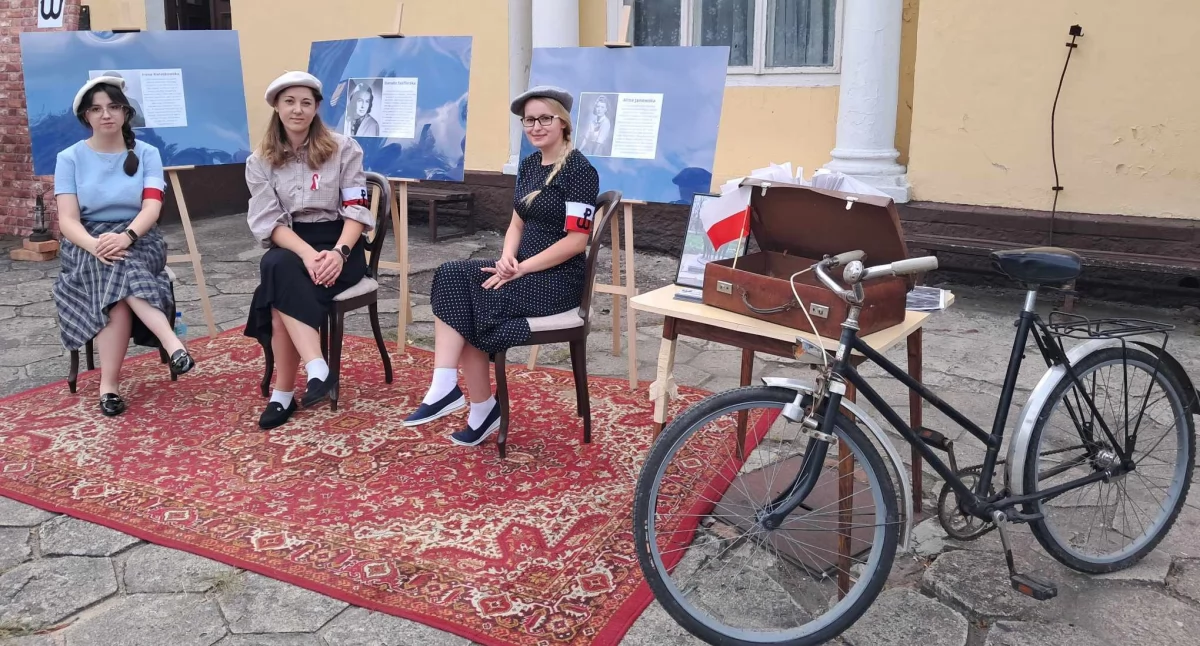 Magiczna podróż przez historię: relacja z niezwykłej imprezy integracyjnej w Konstantynowie, która przeszła do historii!