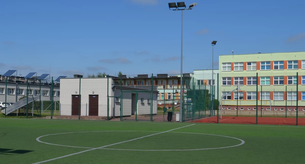 Modernizacja Kompleksu Sportowego przy ZPO nr 3 w Międzyrzecu Podlaskim: inwestycja w przyszłość