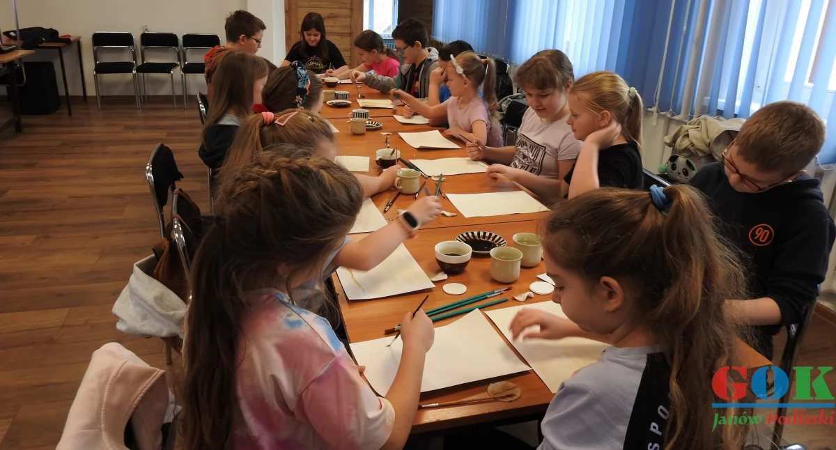 Letnie spotkanie z kulturą: Zabawy, gry, warsztaty i niespodzianki dla dzieci!