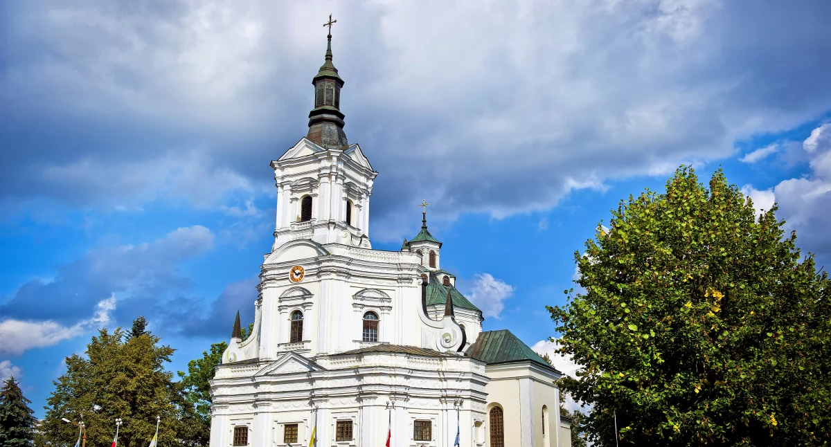 Pod opieką Matki Bożej Kodeńskiej: Świętuj Wniebowzięcie NMP podczas Wielkiego Odpustu Kodeńskiego