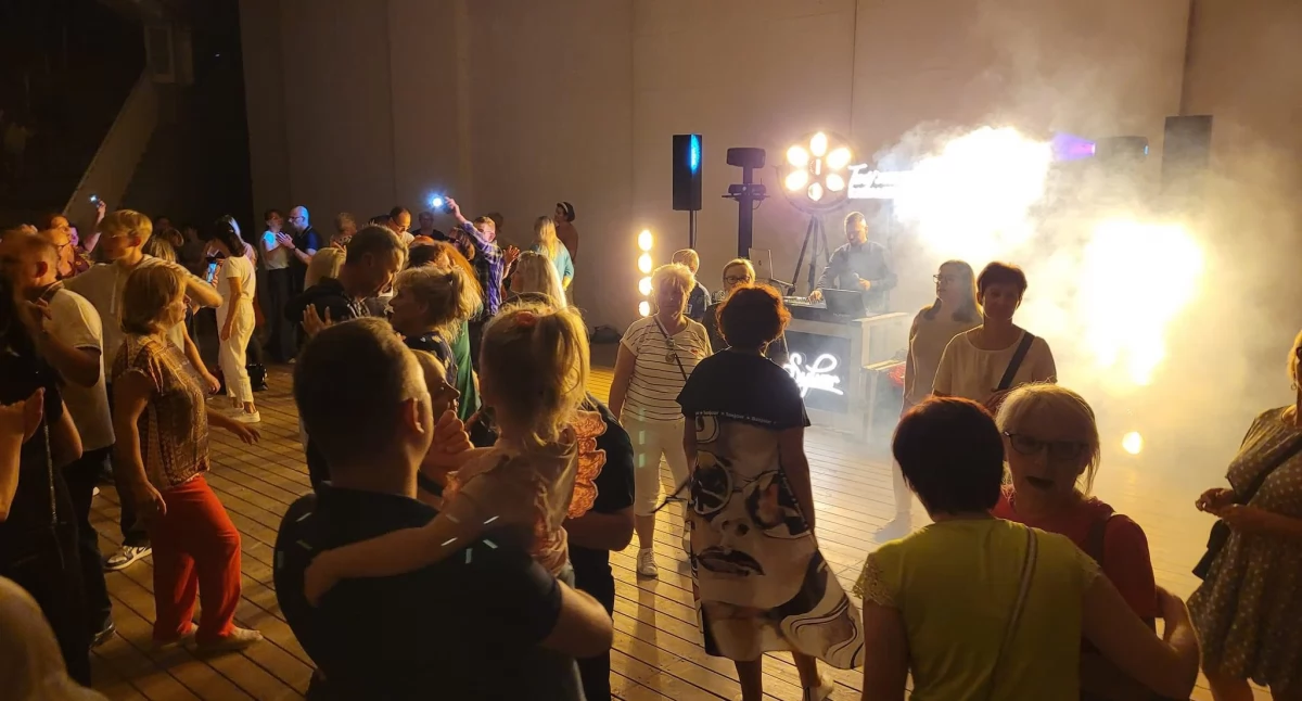 Integracyjna Potańcówka na chotyłowską nutę w Zalutyniu