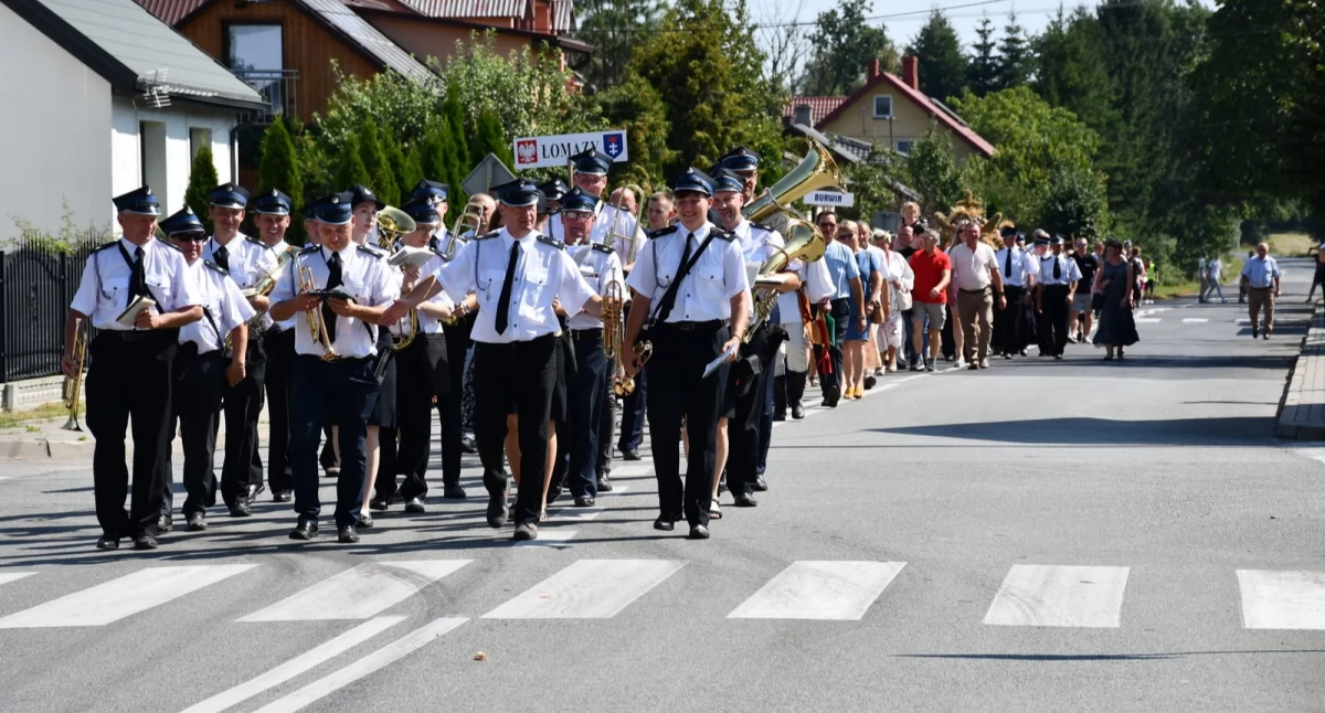 Niezapomniane Dożynki w Łomazach: Muzyka, zabawa i lokalne smaki