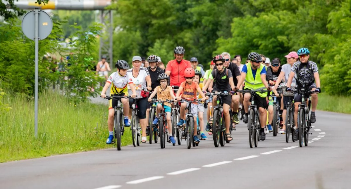 Aktywne zakończenie lata: Rodzinny Rajd Rowerowy w Łomazach
