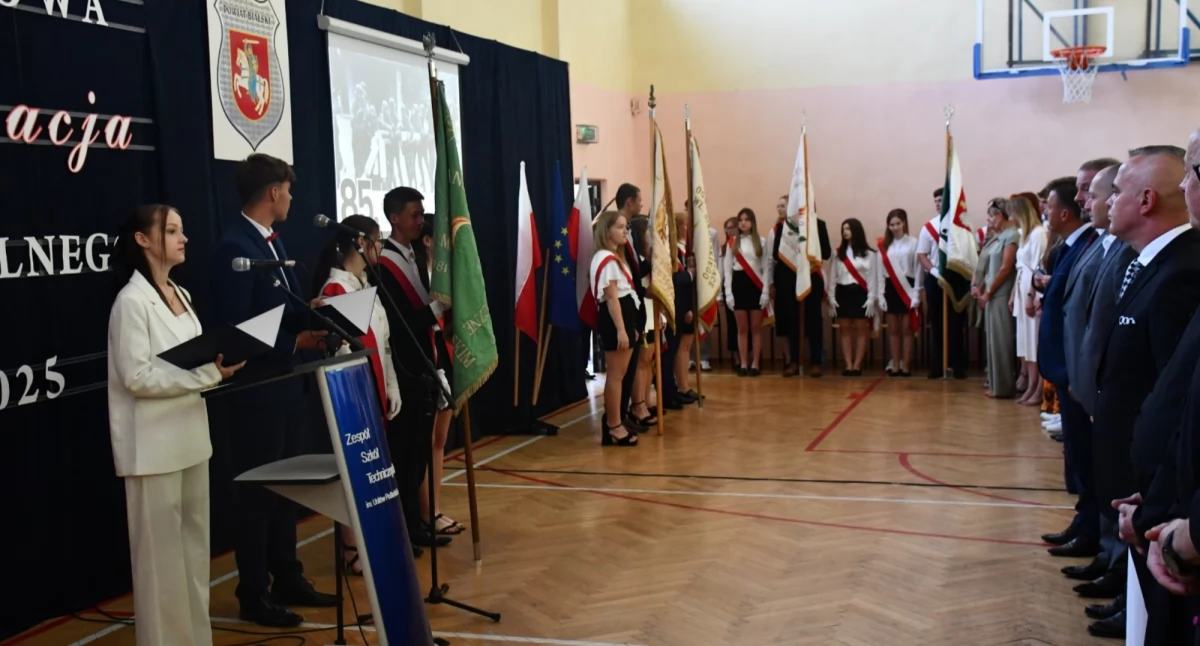 Nowy rok szkolny w powiecie bialskim rozpoczęty.  Inwestycje w młodzież i perspektywy na przyszłość