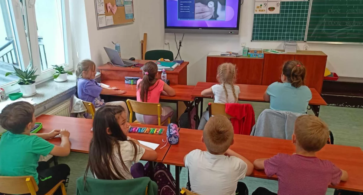 471 uczniów i 41 nauczycieli skorzysta z nowoczesnego wyposażenia i wsparcia potencjału dydaktycznego szkół: Pozalekcyjna Akademia Wiedzy i Umiejętności w Gminie Piszczac