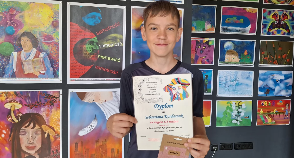 Sebastian Kordaczuk - zdobywca III miejsca w prestiżowym konkursie plastycznym. Artysta promowany przez Pracownię Grafiki Komputerowej z Bialskiego Centrum Kultury.