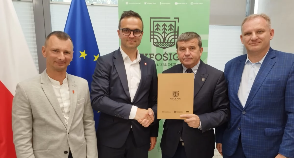 Gmina Janów Podlaski podejmuje działania na rzecz usuwania azbestu