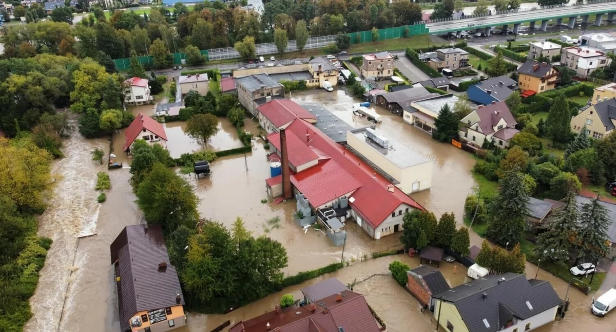 Solidarni z Powodzianami: Biała Podlaska wspiera poszkodowanych