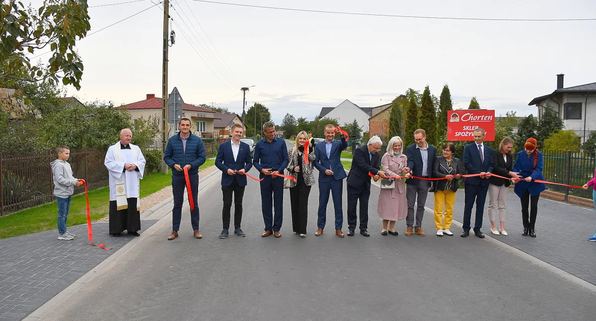 Nowa droga powiatowa, nowe możliwości w gminie Leśna Podlaska. Worgule ruszają naprzód dzięki wspólnemu wysiłkowi