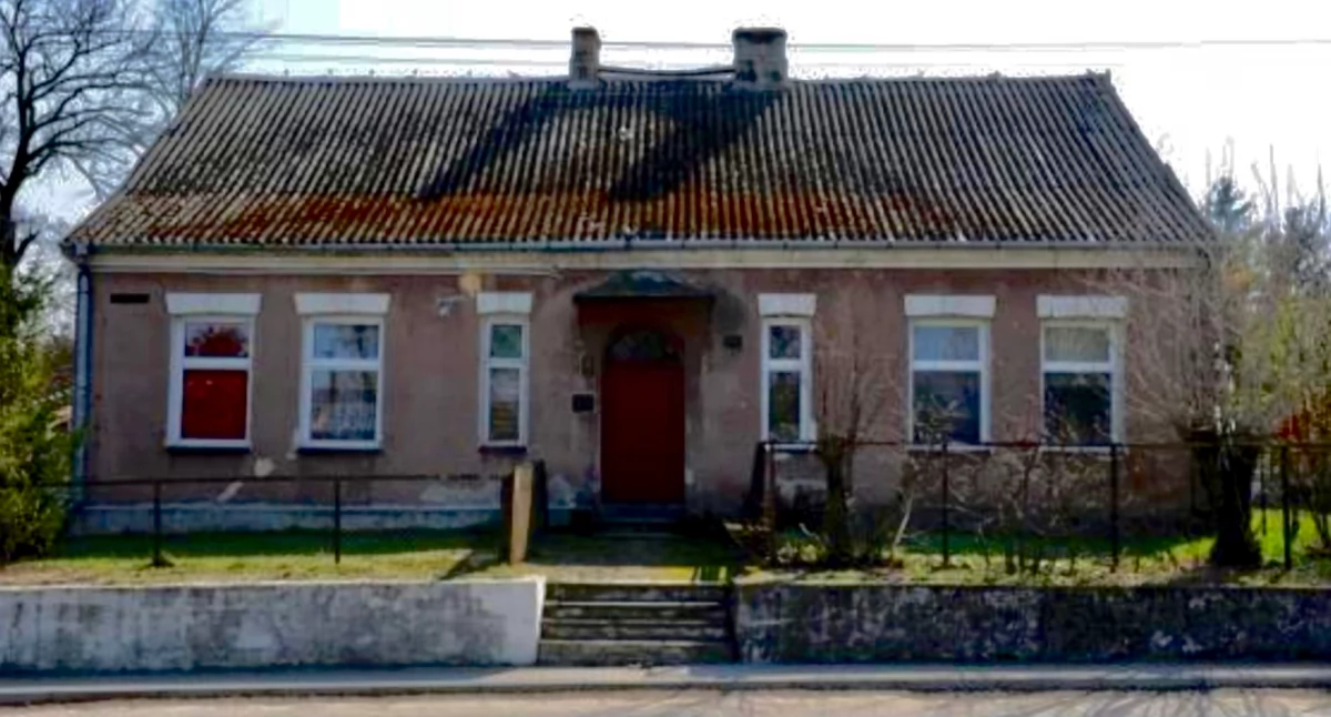 294 000 zł na remont zabytkowego budynku w Łomazach! Umowa podpisana, ruszają prace nad przedwojennym obiektem
