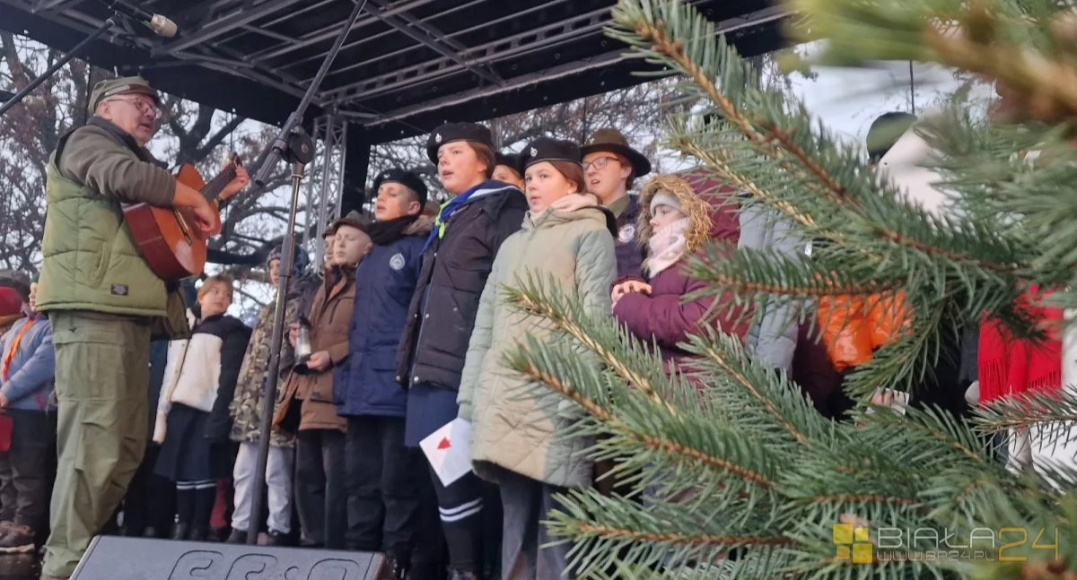 Magia świąt na Placu Wolności: Jarmark Bożonarodzeniowy w Białej Podlaskiej