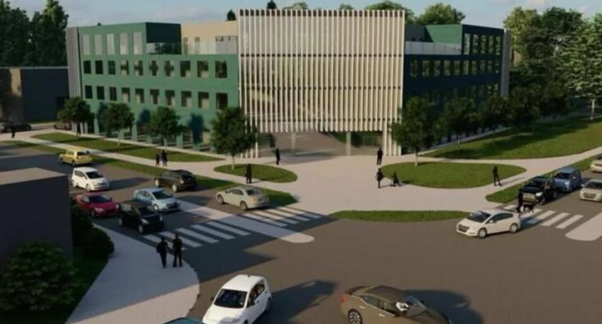 Zmiany w Białej Podlaskiej: Duży parking przy ul. Narutowicza zostanie zamknięty. Powstaje nowe Starostwo Powiatowe