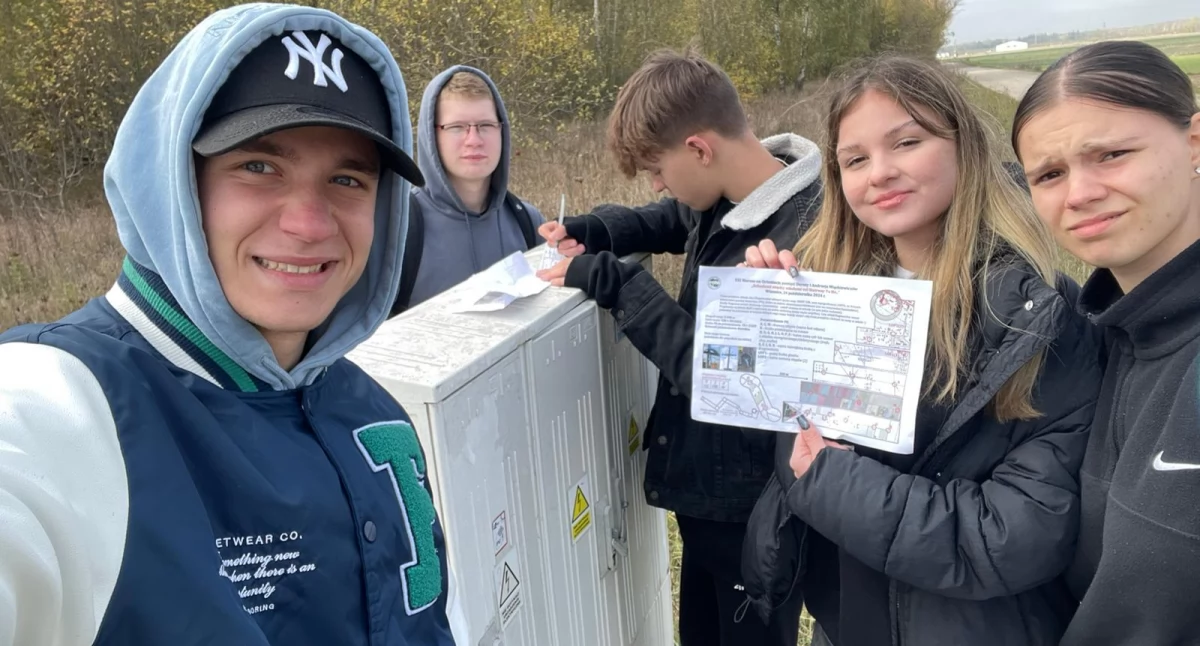 Kompas, mapa i przygoda – ponad 230 uczestników XXI Marszów na Orientację w Wisznicach uczciło pamięć pionierów turystyki