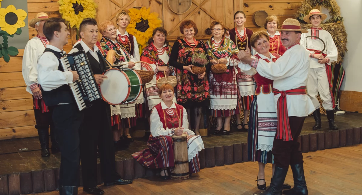 Zaprośmy Polskę do serca: wieczór pieśni patriotycznych w Perkowicach