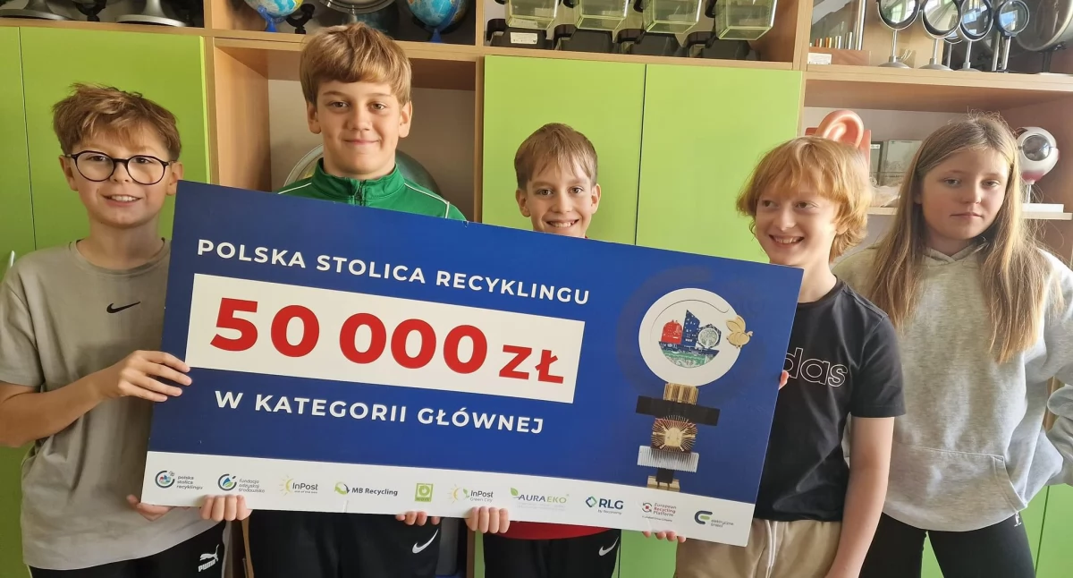 Szkoła Podstawowa nr 2 ponownie zawalczy o tytuł Polskiej Stolicy Recyklingu- do wygrania aż 50 tysięcy złotych
