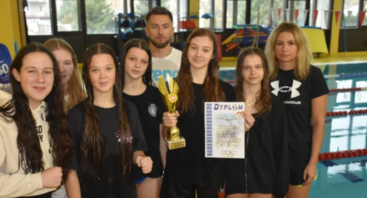 Międzyrzecka „trójka” triumfuje w finałach powiatu w pływaniu. Jakie nazwiska zobaczymy podczas zmagań rejonowych w Białej Podlaskiej? 