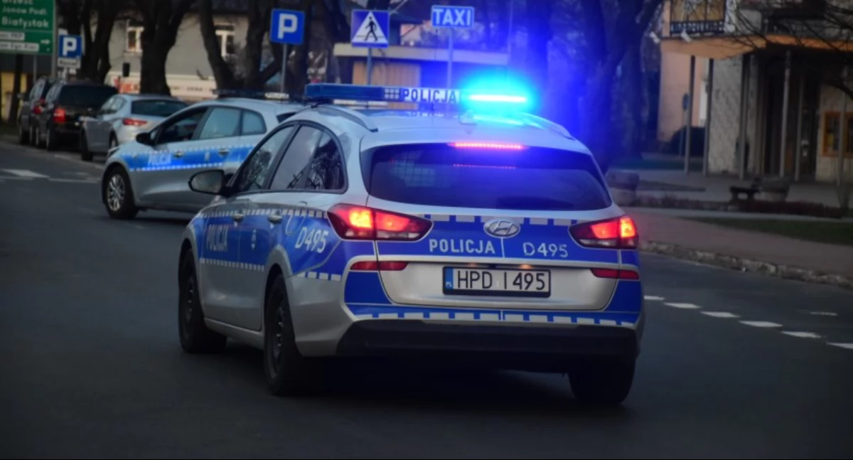 Niebezpieczna jazda zakończyła się zatrzymaniem: kierowca usłyszał zarzuty
