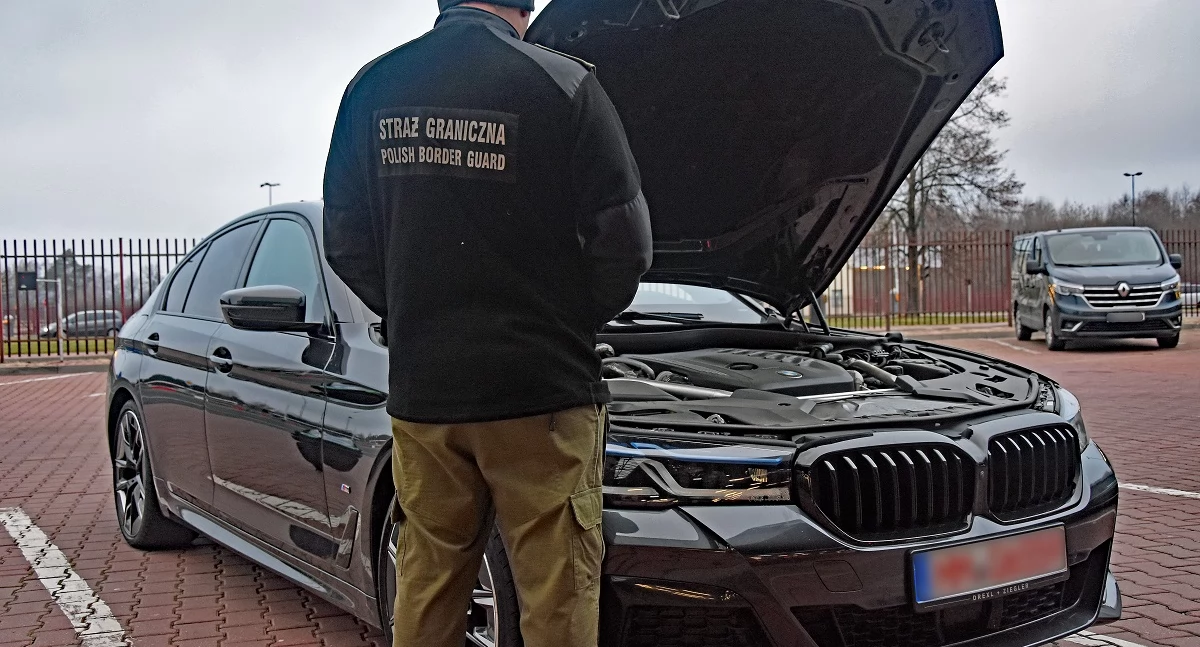 Straż Graniczna odzyskała luksusowe BMW 540! Złodziej zatrzymany na granicy z Białorusią