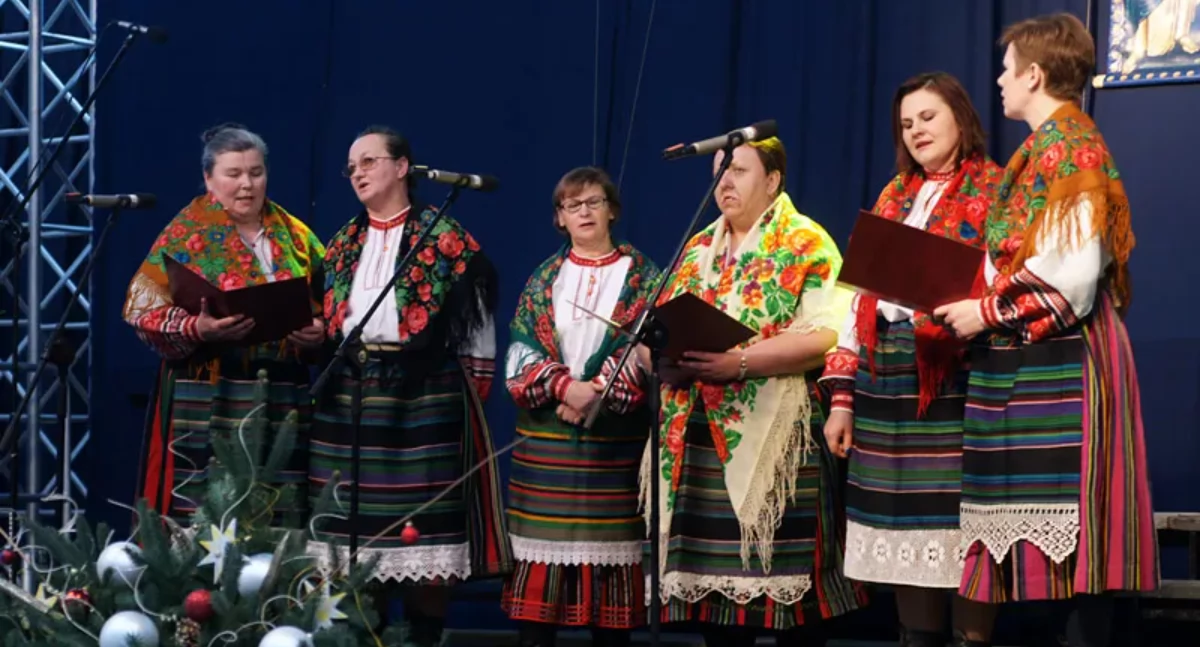 Tradycja i bożonarodzeniowa magia: Koncert Kolęd na zakończenie świętowania w Chotyłowie