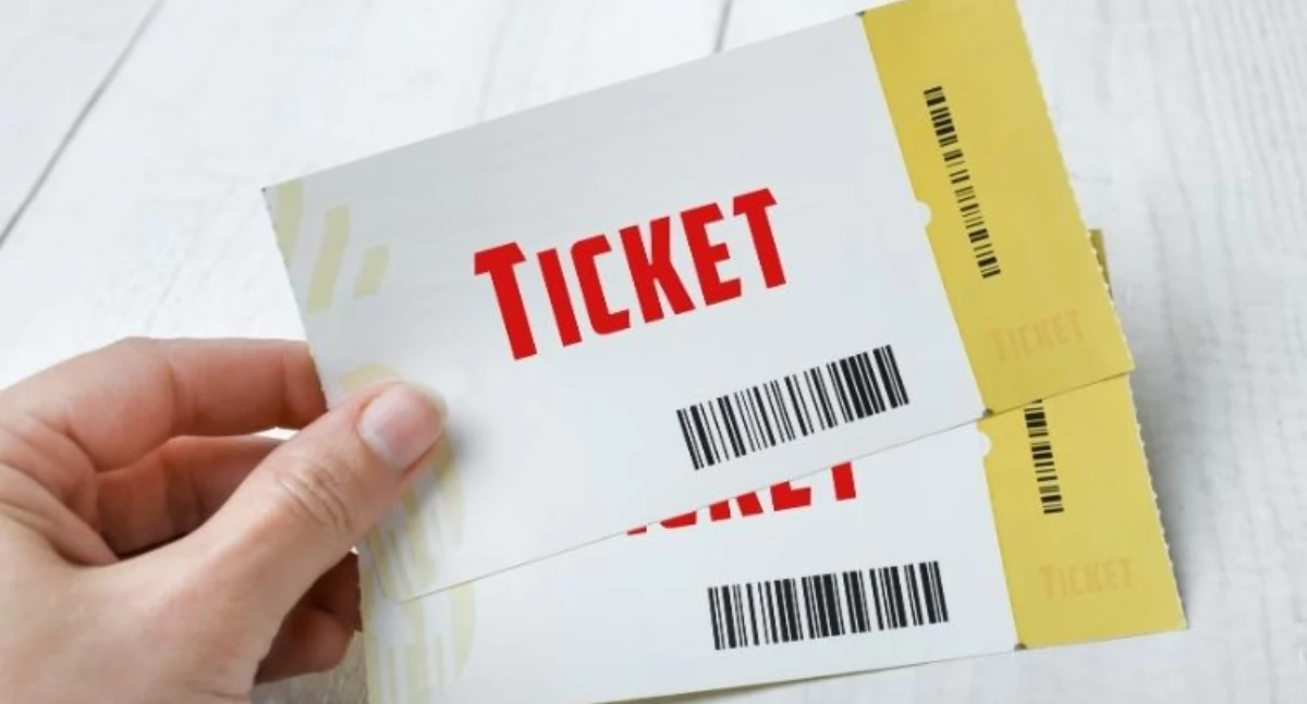 Uwaga, oszustwo! 20-latek stracił pieniądze, kupując fałszywe bilety na koncert ulubionego artysty