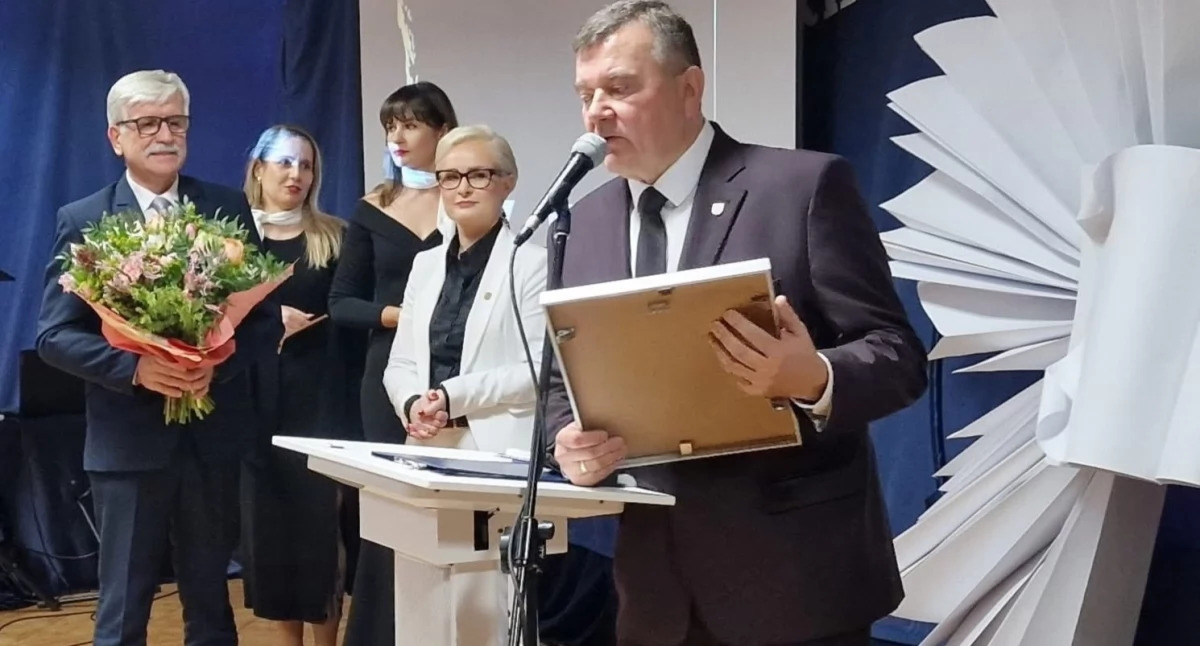 40 lat minęło... Gminna Biblioteka Publiczna w Międzyrzecu Podlaskim z siedzibą w Wysokim obchodzi jubileusz 