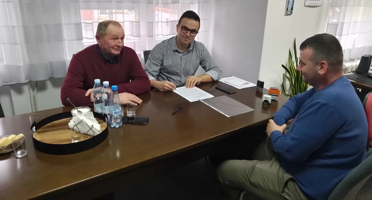 Gmina Janów Podlaski podpisała umowę na nowe drogi. Inwestycja opiewa na kwotę 8 572 081,24 zł