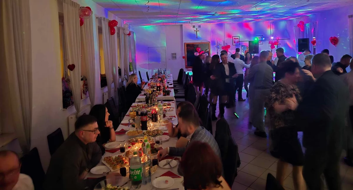 Bal Walentynkowy w Ciciborze Dużym- taniec, radość i pomoc dla najmłodszych!