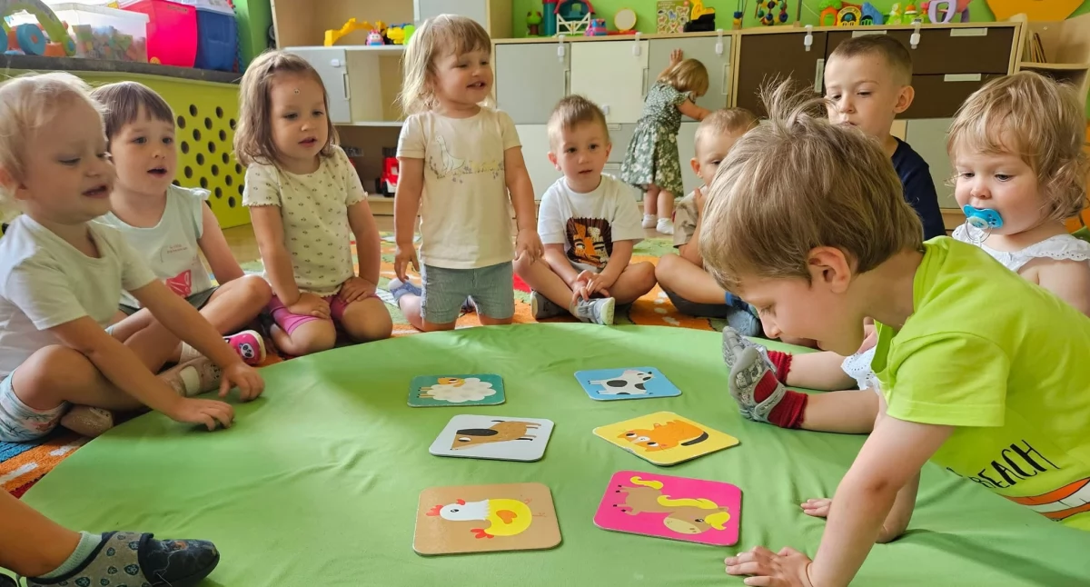 Gminny Klub Malucha w Łomazach przyjmuje zgłoszenia na rok 2025/2026- szczegóły rekrutacji i oferta placówki 