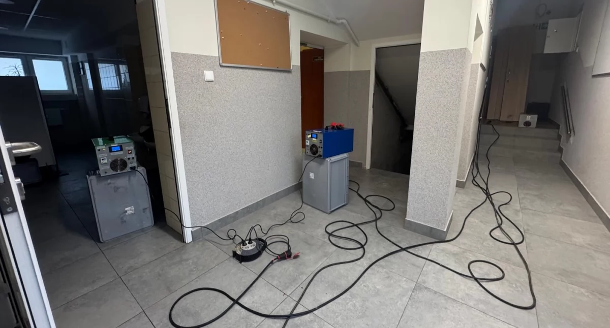 Najczęstsze błędy podczas sprzątania po zalaniu – jak ich uniknąć?