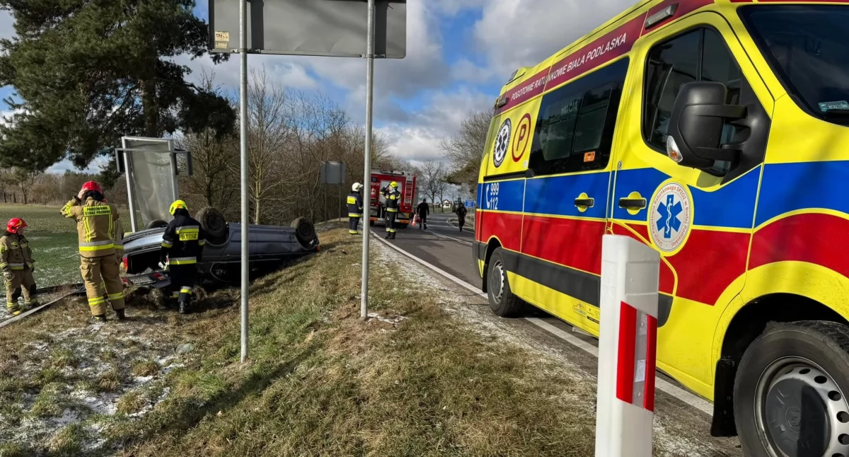 Wypadek na drodze wojewódzkiej w Zakalinkach Kolonii– kierująca BMW w szpitalu