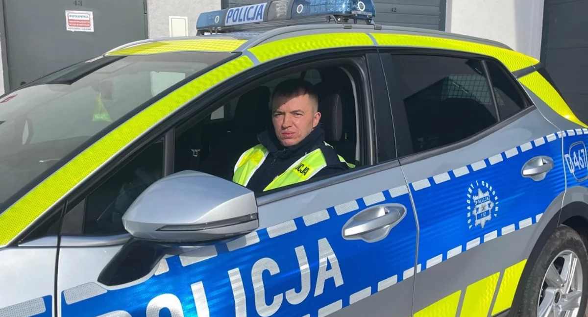 Pijany 42-latek na elektrycznym wózku blokował drogę. Zatrzymał go policjant po służbie