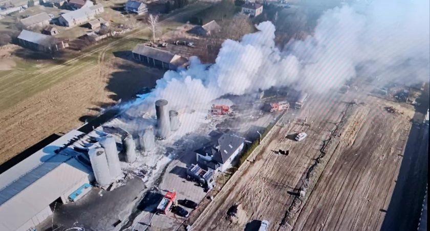 Trwa liczenie strat. Gigantyczny pożar w gminie Międzyrzec Podlaski