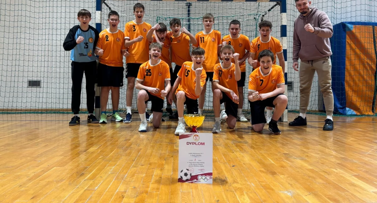 Szkoła Podstawowa nr 3 w Białej Podlaskiej triumfuje w Miejskim Finale Piłki Ręcznej Chłopców