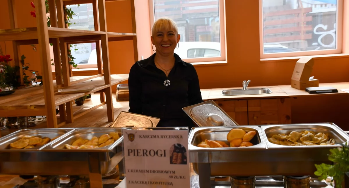 Pierogowy raj na babskim rynku w Białej Podlaskiej! Tłumy smakoszy i apetyt na więcej festiwali kulinarnych