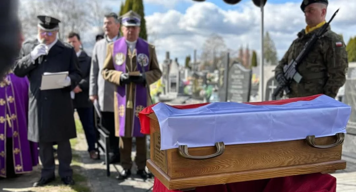 Po 77 latach bohater powrócił do domu. Godny pogrzeb sierż. Jana Grudzińskiego „Parola”, „Płomienia” w Międzyrzecu Podlaskim